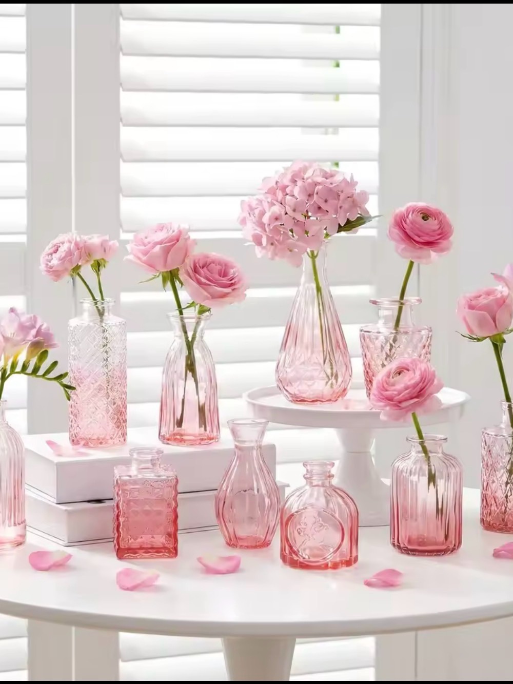 Amazon Pink Glass Bud Vase Set - Feminine Decorative Vases